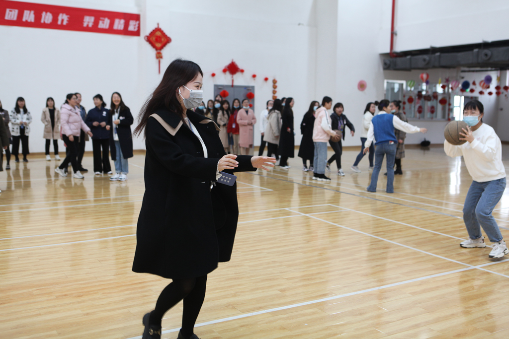 “魅力女王节，，，，，，巾帼半边天” 公司开展2021年妇女节运动